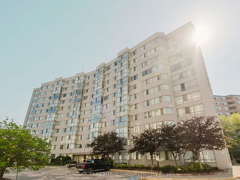 270 Davis Dr #209 — Photo 1