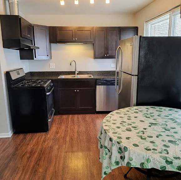 5833 W Irving Park Rd #1R — Photo 1