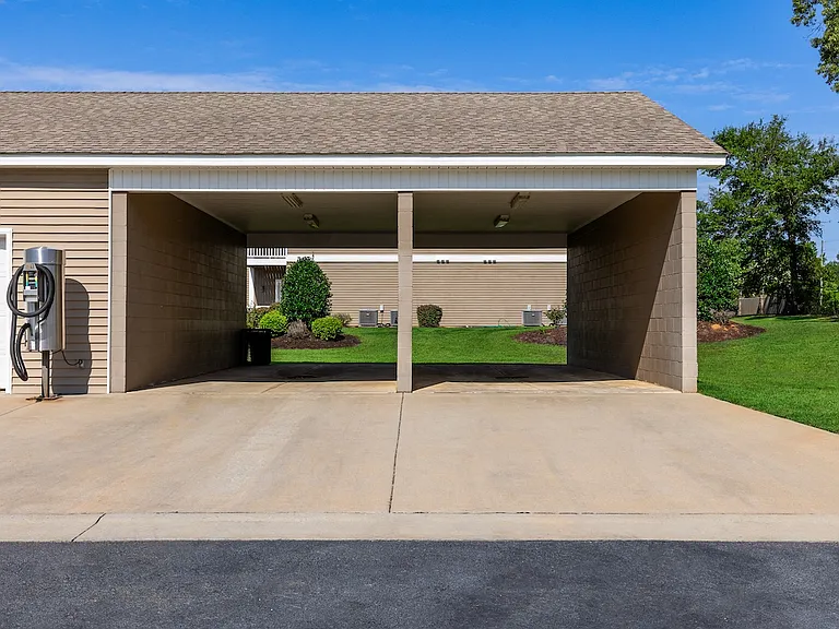 Hawthorne Crestview — Photo 47
