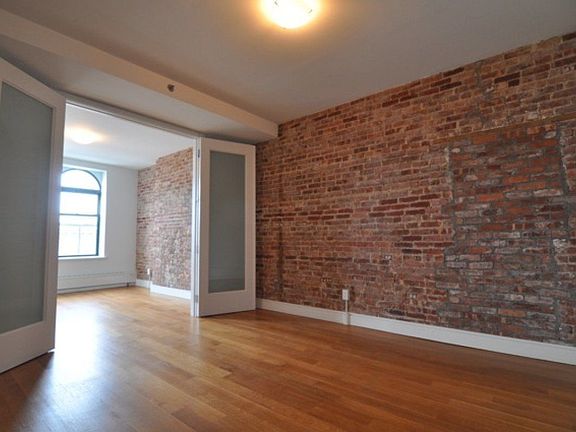 2nd image of 276 Suydam St APT 2C