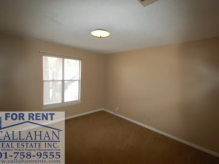8204 East Woodview — Photo 6