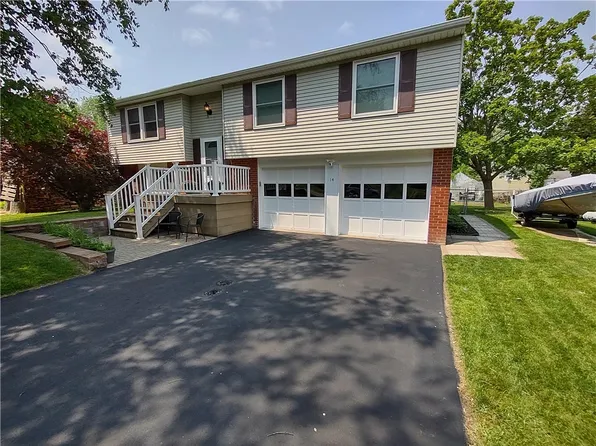 14 Linda Ln, Spencerport, NY 14559
