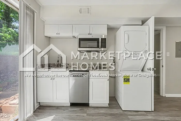 2470 Glenrock Dr #B — Photo 10