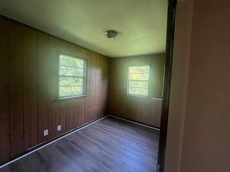 103 Spring St — Photo 4