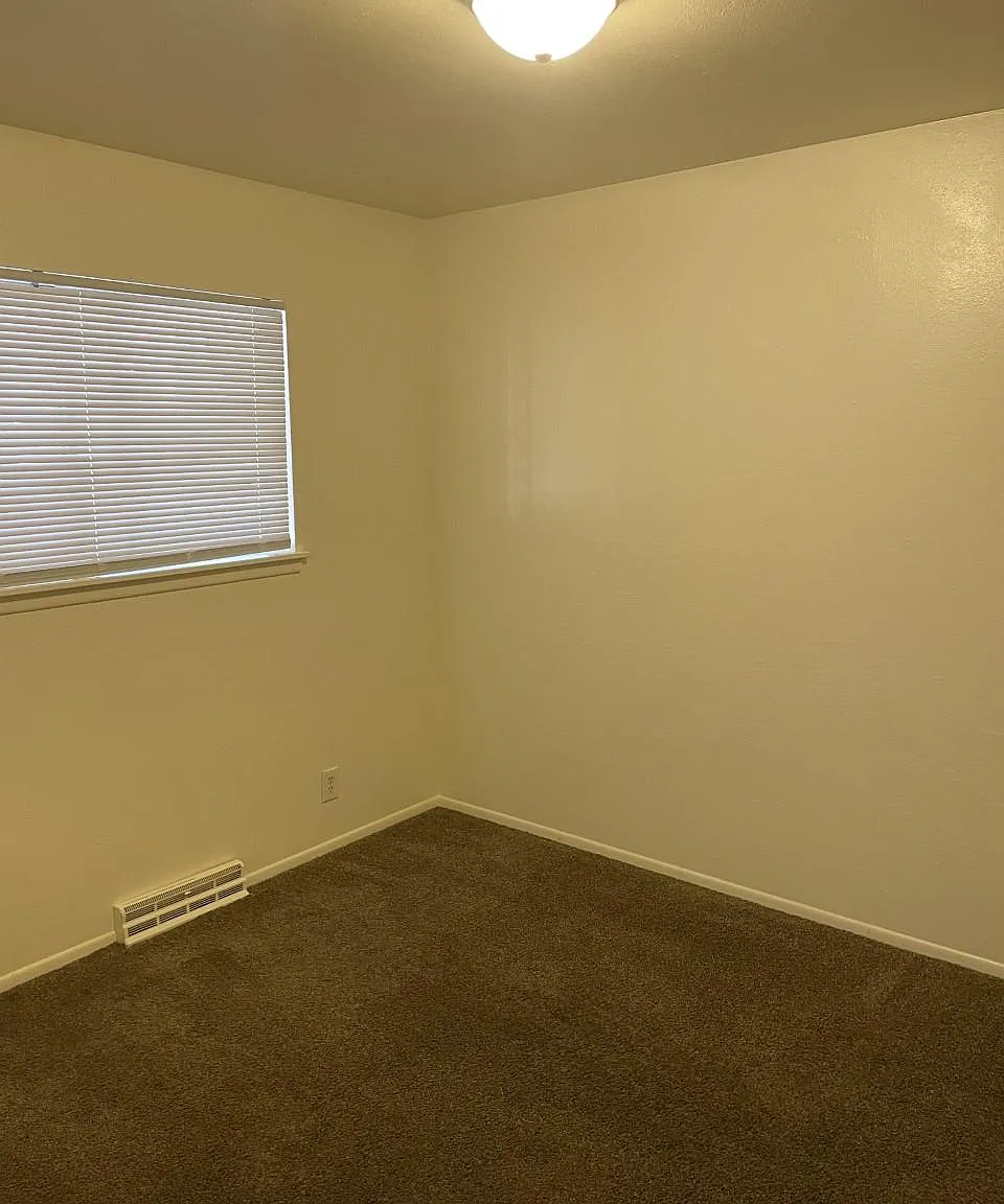 3 bed, 1536 sqft, $1,775 — Photo 4