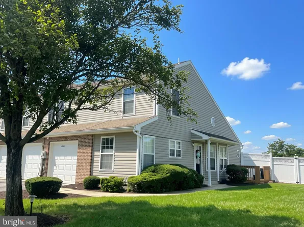 6614 Springford Ter, Harrisburg, PA 17111