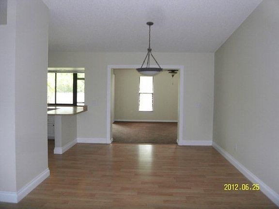 3rd image of 1711 SW Tivan Ln