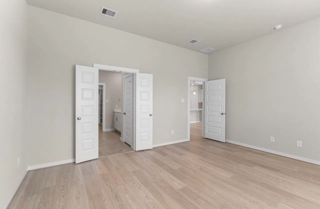 4 bed, 3.5 bath, 2776 sqft, $2,500 — Photo 4