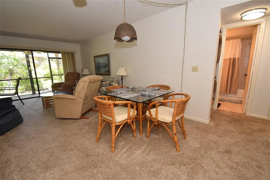 1 bed, 1.0 bath, 731 sqft, $1,800 — Photo 4