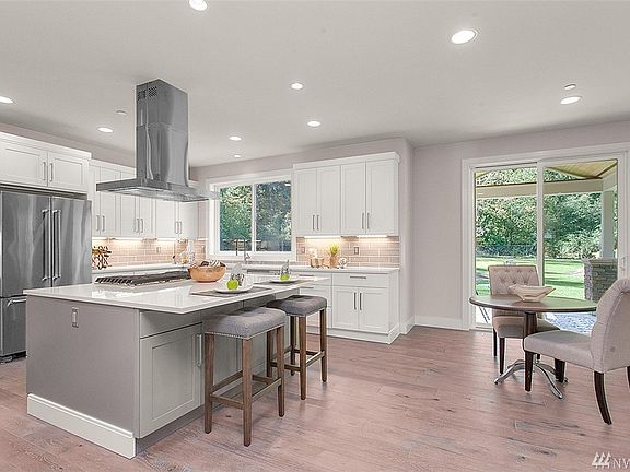5th image of 19113 244th Ave NE