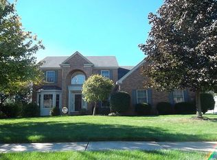26370 Laurel Ln, Perrysburg, OH 43551