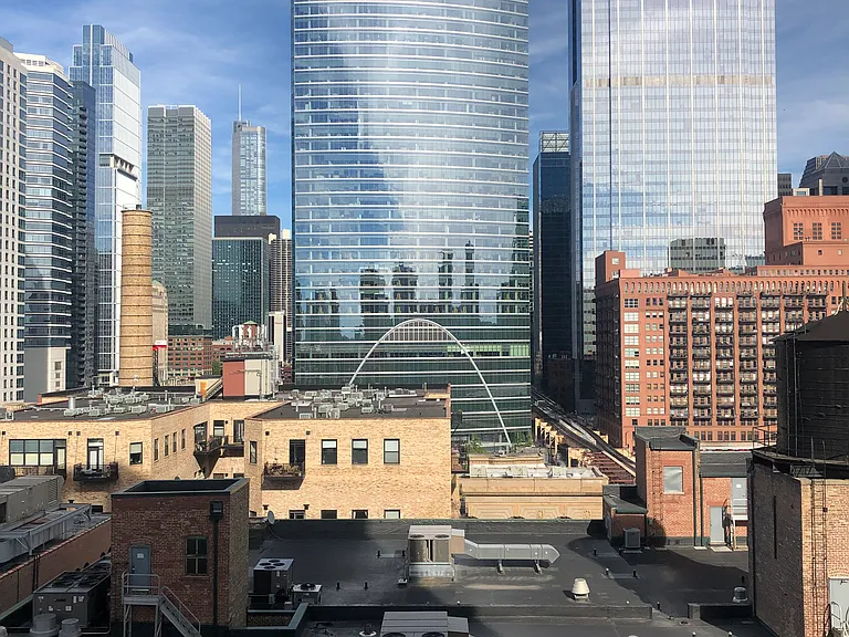 200 N Jefferson St #1307 — Photo 9
