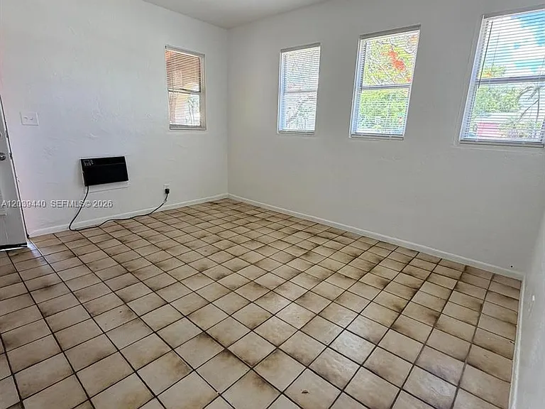 1844 Taft St #1-5 — Photo 2