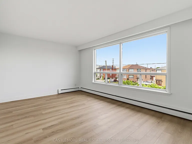 9 Allenby Ave #3 — Photo 6