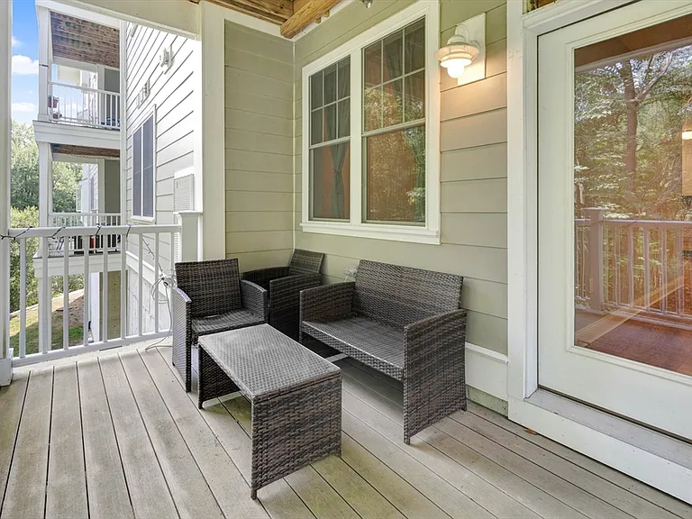 2 Inwood Dr #1009 — Photo 20