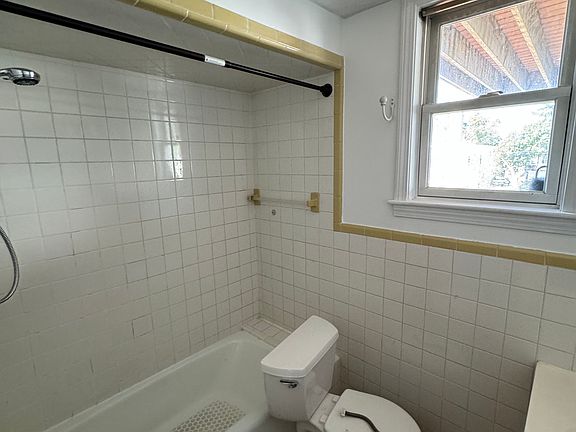 5th image of 30 Melvin Ave Floor 2