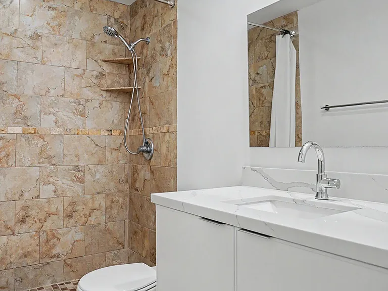 3939 NE 5th Ave #A201 — Photo 28