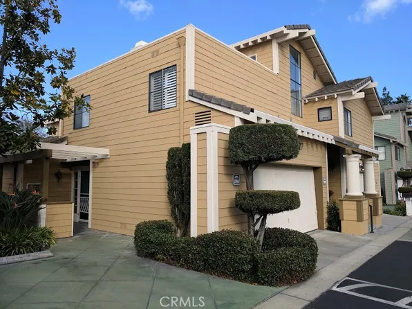 13449 Murphy Hill Dr, Whittier, CA 90601