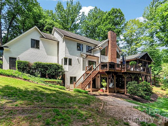 3rd image of 19315 Callaway Hills Ln