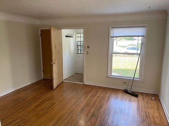 5th image of 4525 Minnehaha Ave #4525