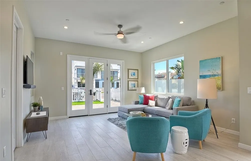 3 bed, 1725 sqft, $5,100 — Photo 3
