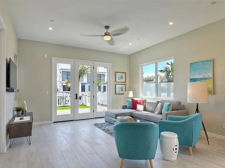 187 Daisy Ave — Photo 3