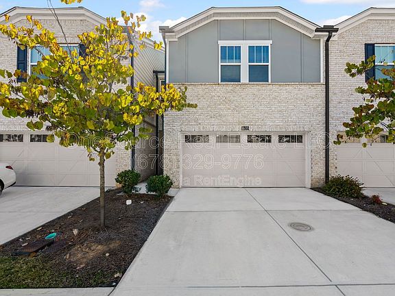2nd image of 1635 Villageside Ct