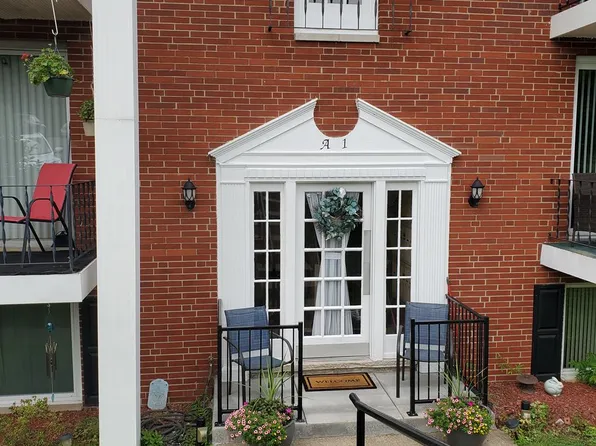 1810 National Rd, Wheeling, WV 26003