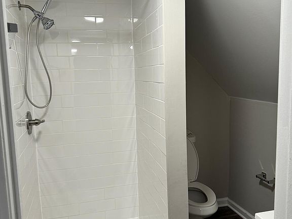 New shower with subway tile surround