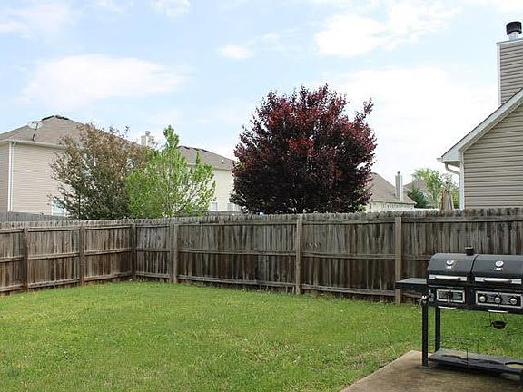 2nd image of 3420 Bluespruce Way