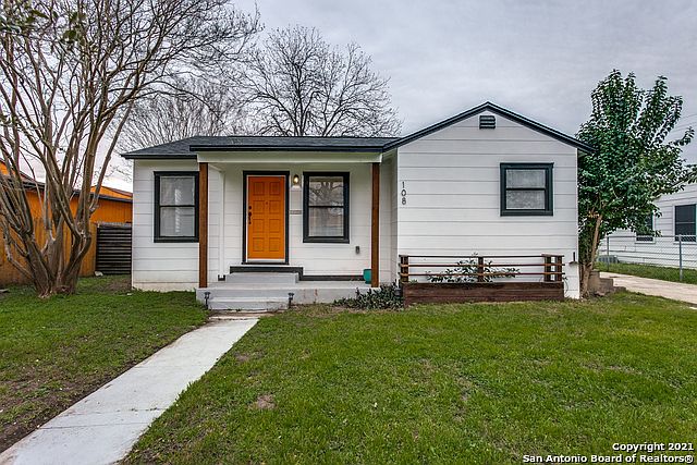 1st image of 108 Bonnell Dr