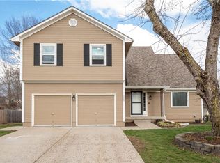 2600 NE Quail Walk Trl, Blue Springs, MO 64014