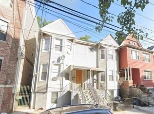 45 Van Reypen St #2, Jersey City, NJ 07306