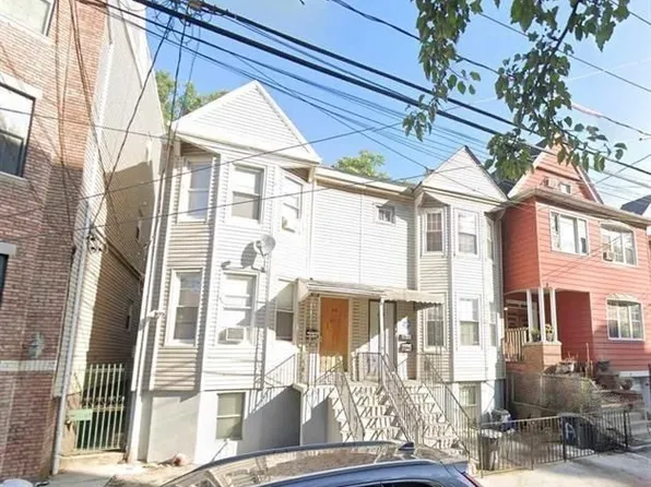 45A Van Reypen St #2, Jersey City, NJ 07306