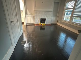 2592 Harris St, East Pt, GA 30344