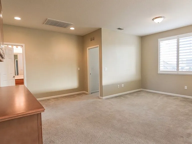 1159 Laureto St — Photo 7