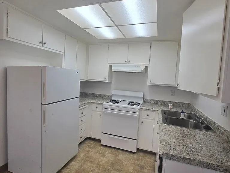 11550 Garnet Way #2 — Photo 5