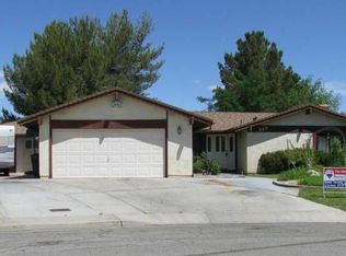 737 Scott Cir, Ridgecrest, CA 93555