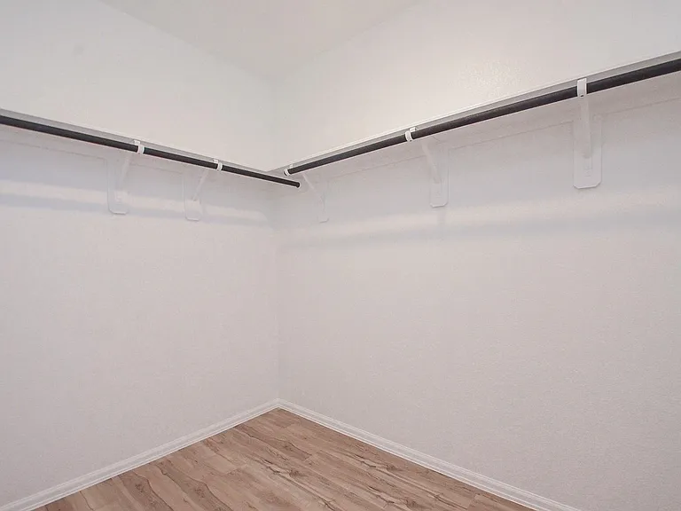 18119 Rockvine Dr — Photo 22