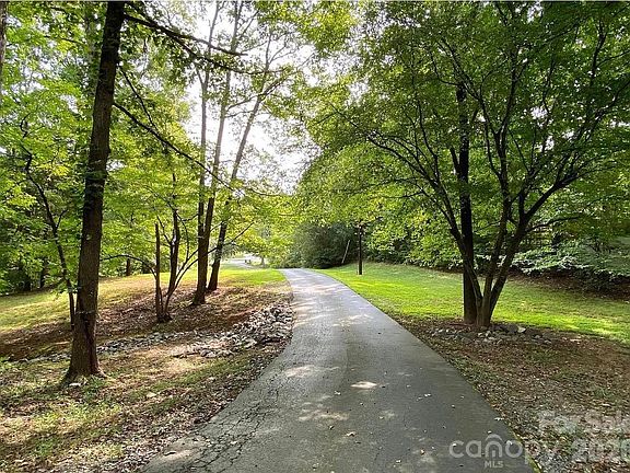 4th image of 9126 S Providence Rd