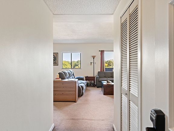 5th image of 1960 N Parkway Ave #603