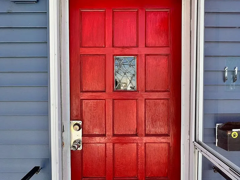 1160 Farrington St — Photo 15