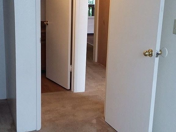 5th image of 1936 Lincoln Ave SE APT 104