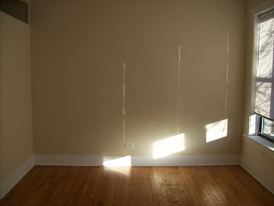 Building Photo 3