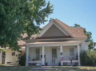 317 W 2nd St APT A, Pratt, KS 67124