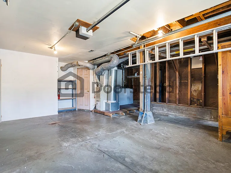 101 Monterey Blvd — Photo 38