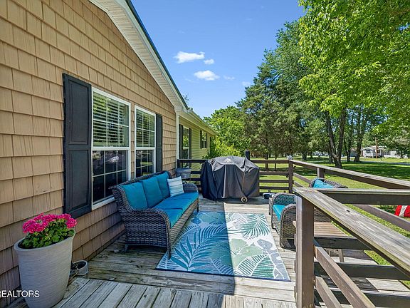5th image of 1153 Little Dogwood Rd