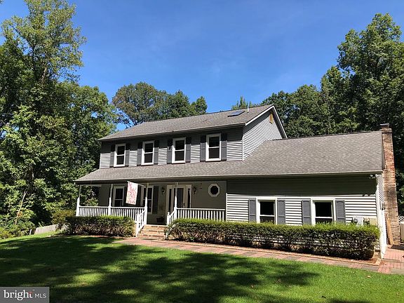 3rd image of 10321 Shawnee Ln