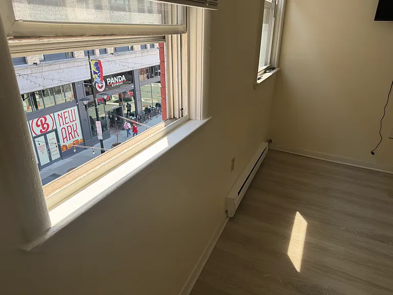 55 Halsey St #3 — Photo 15