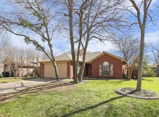 3002 Scenic Glen Dr, Mansfield, TX 76063